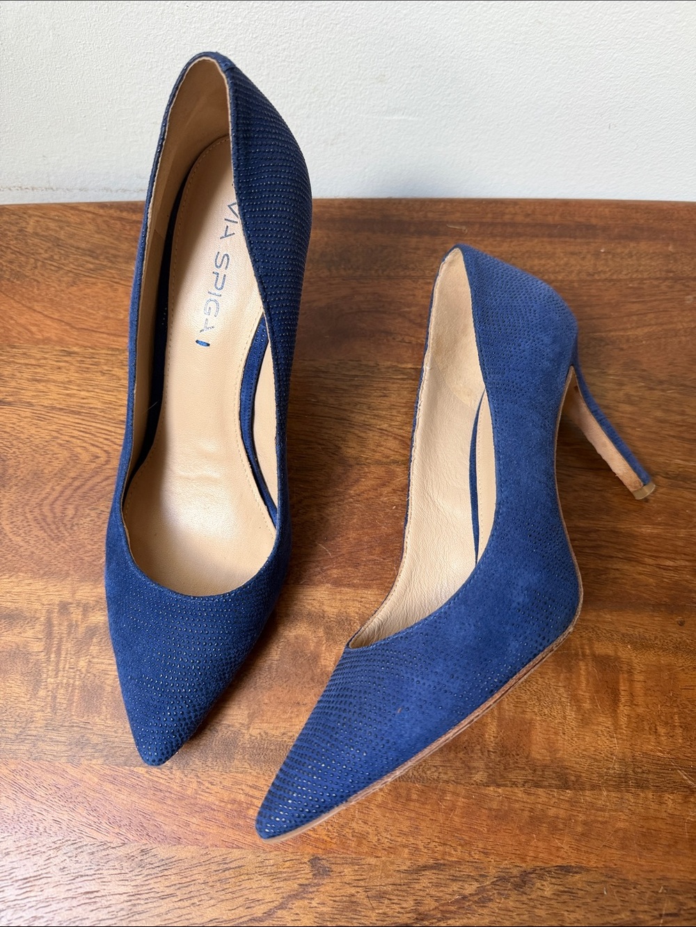 Via Spiga Blue Textured Suede Pointed Toe Pumps